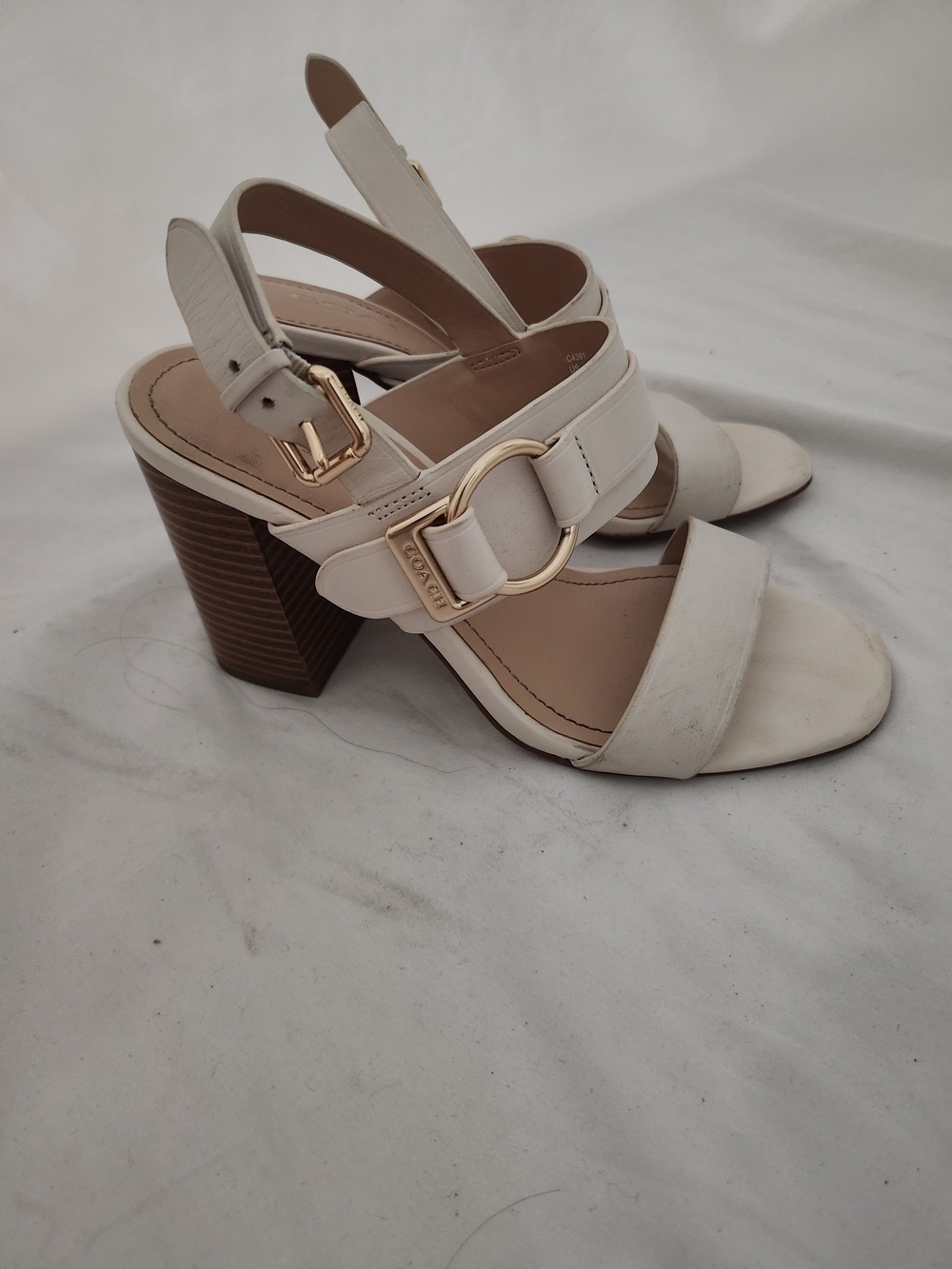 Coach Women's Cream Leather Slingback Sandals with Gold Buckle - Picture 3 of 9